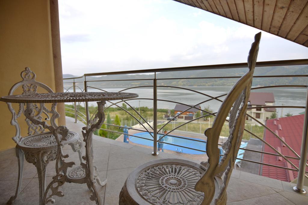 Hotel Casa Marina Ieşelniţa Exterior foto