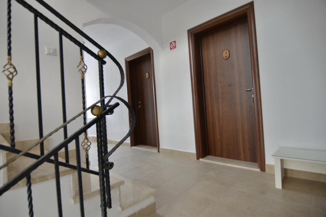 Hotel Casa Marina Ieşelniţa Exterior foto