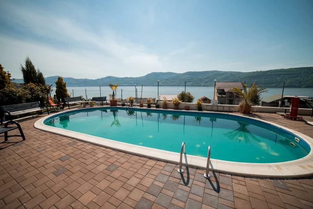 Hotel Casa Marina Ieşelniţa Exterior foto